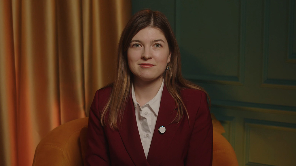 Відео-коментар рекрутера WorkWise про послугу Head Hunting